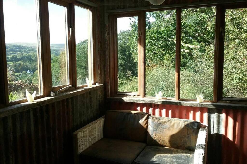 Foxesden, Unique Eco Cabin, Dartmoor Views South Brent Eksteriør bilde